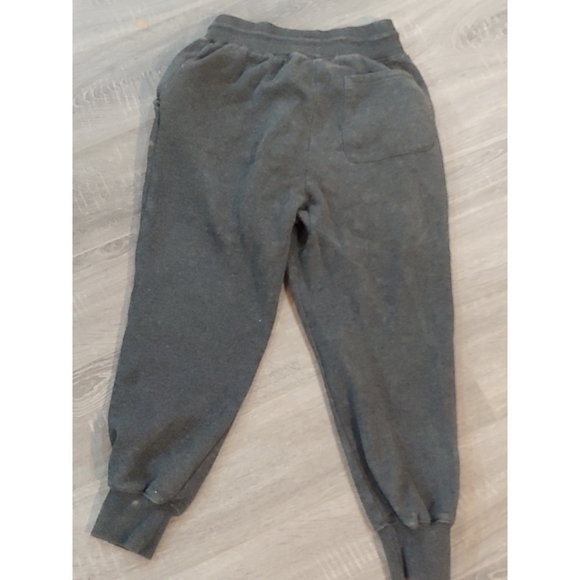 Grey joggers sweatpants - Picture 2 of 3